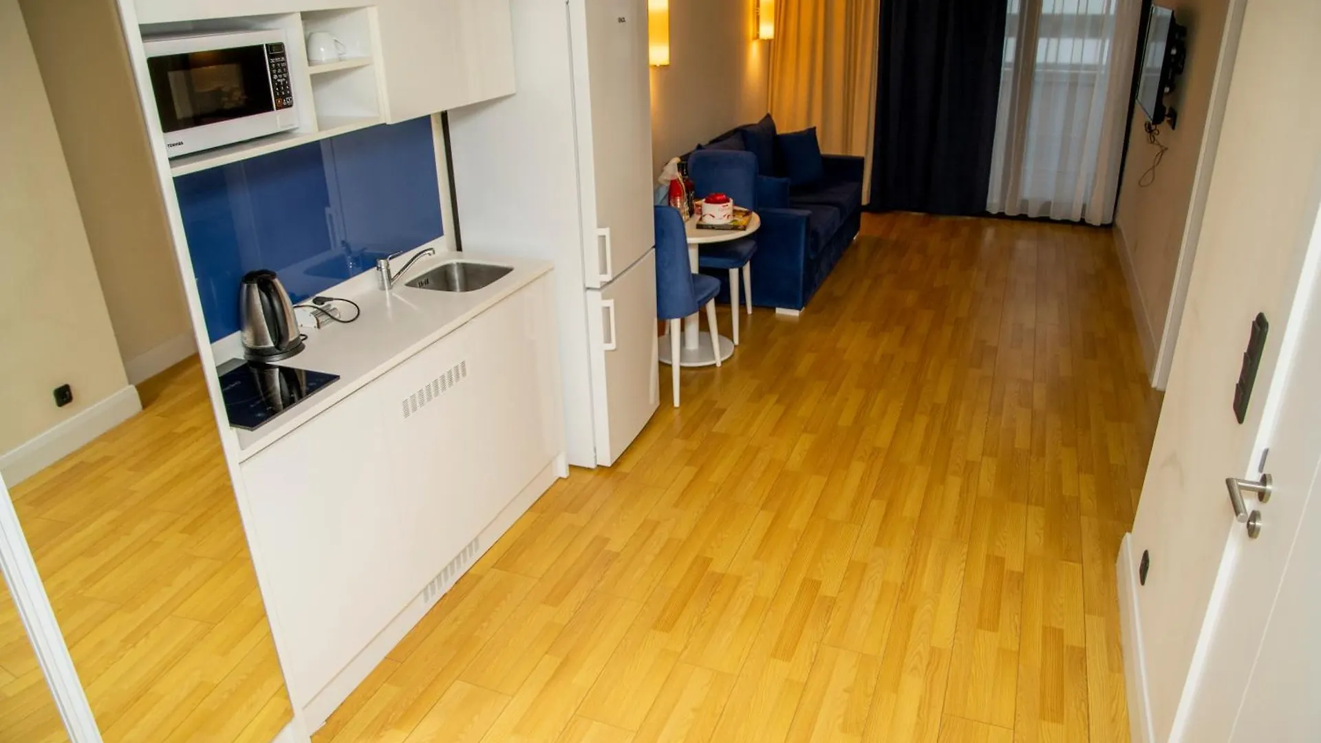 Sea Line Aparthotel & Batumi Beach Resort 0*,