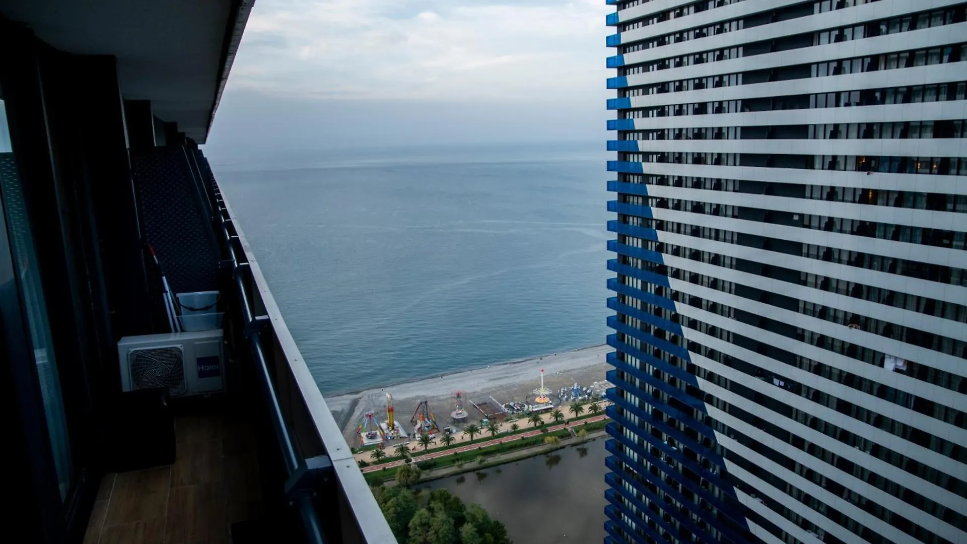 Sea Line Aparthotel & Batumi Beach Resort